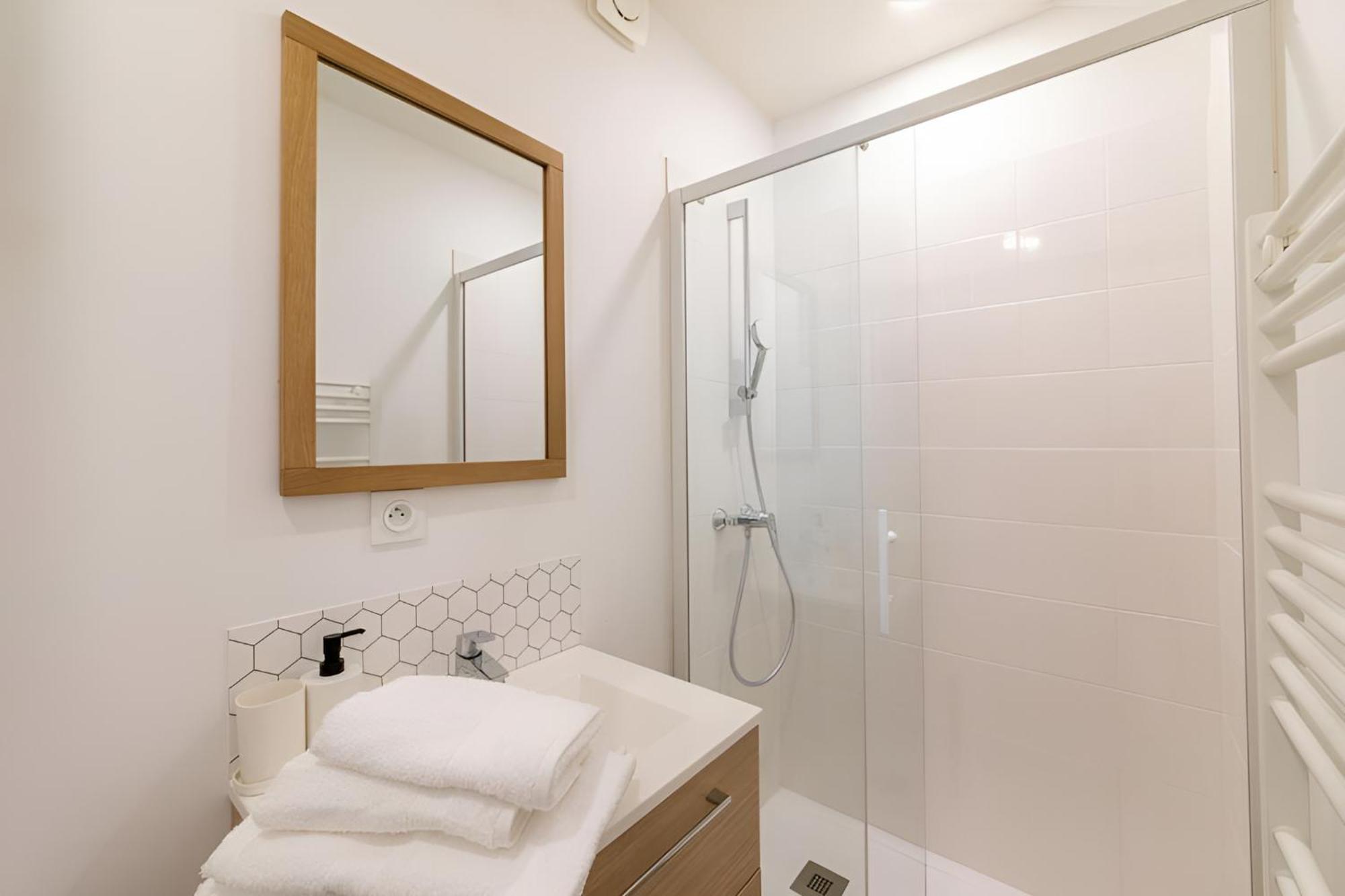 Le Yellow Studio Neuf Lumineux Agen Hyper Centre Gare 800M Ngoại thất bức ảnh